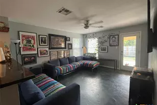 2109 Brewers Pl, Taylor, TX 76574 - Photo 8