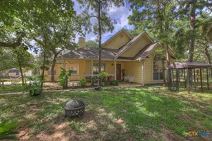 329 Lost Trail Cir, La Vernia, TX 78121 - Photo 2