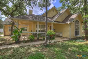 329 Lost Trail Cir, La Vernia, TX 78121 - Photo 1