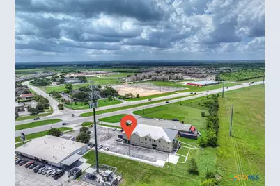 936 S Highway 123 Bypass, Seguin, TX 78155 - Photo 2