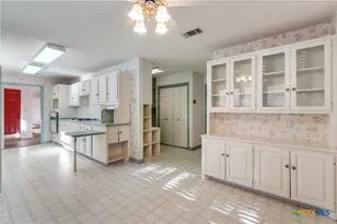 1351 Patio Dr, New Braunfels, TX 78130 - Photo 22