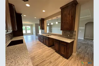 104 Giacomo, Victoria, TX 77901 - Photo 10