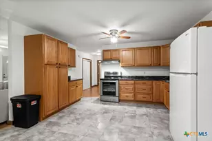 1102 S 5th St, Copperas Cove, TX 76522 - Photo 16