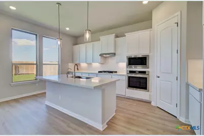 2592 Gideon Lane, New Braunfels, TX 78130 - Photo 2