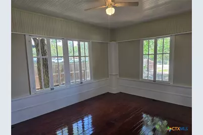 144 W Wallace Street, Gonzales, TX 78629 - Photo 12