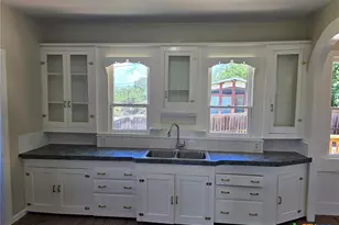 144 W Wallace St, Gonzales, TX 78629 - Photo 12