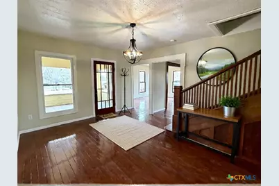 144 W Wallace Street, Gonzales, TX 78629 - Photo 4