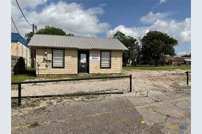 702 US Highway 77A, Yoakum, TX 77995 - Photo 10