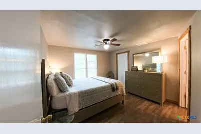 406 7th Street, Bandera, TX 78003 - Photo 20