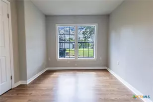 608 San Antonio Ave, Seguin, TX 78155 - Photo 16