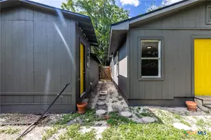 608 San Antonio Ave, Seguin, TX 78155 - Photo 26