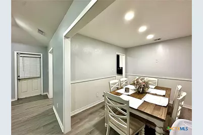 209 Roanoke Drive, Victoria, TX 77904 - Photo 10