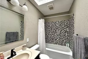 209 Roanoke Dr, Victoria, TX 77904 - Photo 22