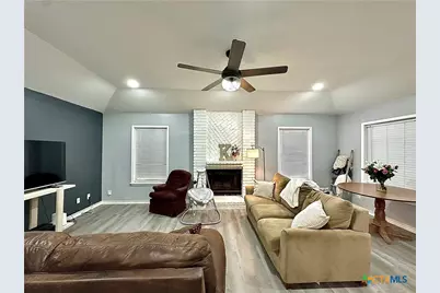 209 Roanoke Drive, Victoria, TX 77904 - Photo 8