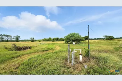 81 Private Road 3095, Shiner, TX 77984 - Photo 26