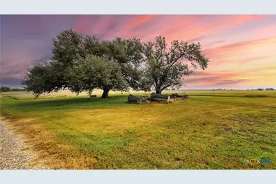 81 Private Road 3095, Shiner, TX 77984 - Photo 2