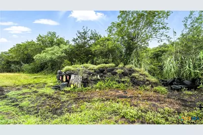 81 Private Road 3095, Shiner, TX 77984 - Photo 22