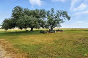 81 Private Rd 3095, Shiner, TX 77984 - Photo 14