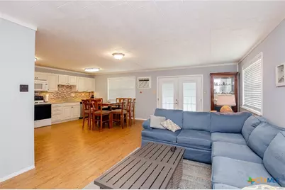 38 Chumley, Port Lavaca, TX 77979 - Photo 20