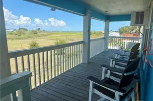 38 Chumley, Port Lavaca, TX 77979 - Photo 4