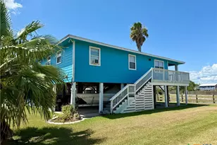 38 Chumley, Port Lavaca, TX 77979 - Photo 2