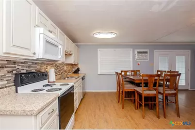 38 Chumley, Port Lavaca, TX 77979 - Photo 16