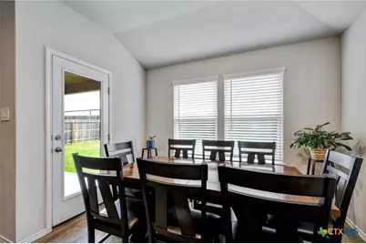 733 Peak Place, Seguin, TX 78155 - Photo 8