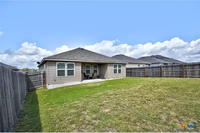 733 Peak Place, Seguin, TX 78155 - Photo 22