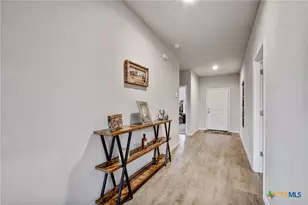 733 Peak Pl, Seguin, TX 78155 - Photo 12