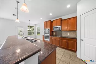 825 Terra Cotta Ct, Harker Heights, TX 76548 - Photo 2