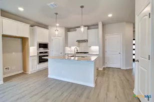 1840 Heritage Maples, New Braunfels, TX 78132 - Photo 8