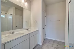 1840 Heritage Maples, New Braunfels, TX 78132 - Photo 20