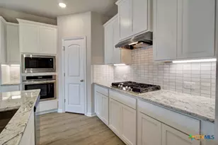 1840 Heritage Maples, New Braunfels, TX 78132 - Photo 10