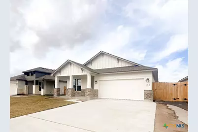 112 Raindance Court, Victoria, TX 77904 - Photo 2