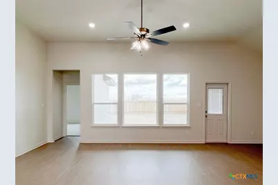 112 Raindance Court, Victoria, TX 77904 - Photo 10