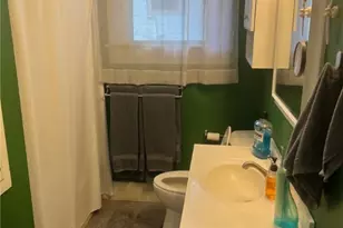 408 Hubbard St, Yoakum, TX 77995 - Photo 14