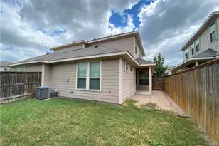 737 Milestone Pk, New Braunfels, TX 78130 - Photo 12