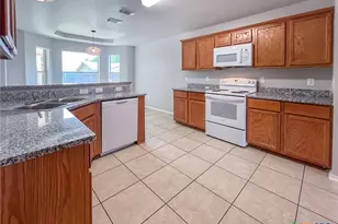 1810 Freedom Loop, Belton, TX 76513 - Photo 8