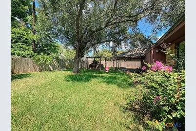 307 Bramble Bush Lane, Victoria, TX 77904 - Photo 32