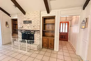 307 Bramble Bush Ln, Victoria, TX 77904 - Photo 6