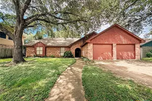307 Bramble Bush Ln, Victoria, TX 77904 - Photo 1