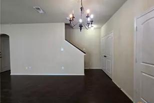 292 Rosalie Dr, New Braunfels, TX 78130 - Photo 6