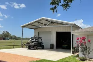 8652 State Hwy 111 E, Yoakum, TX 77995 - Photo 4