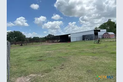 8652 State Highway 111 East, Yoakum, TX 77995 - Photo 18