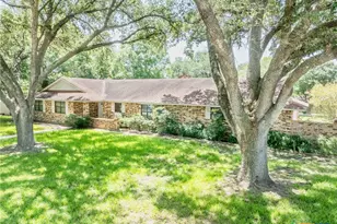 113 Tanglewood Trail, Gonzales, TX 78629 - Photo 2