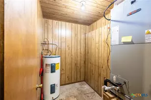 113 Tanglewood Trail, Gonzales, TX 78629 - Photo 12