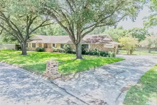 113 Tanglewood Trail, Gonzales, TX 78629 - Photo 48