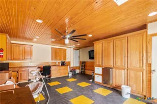 2133 W Maple St, Port O'Connor, TX 77982 - Photo 34