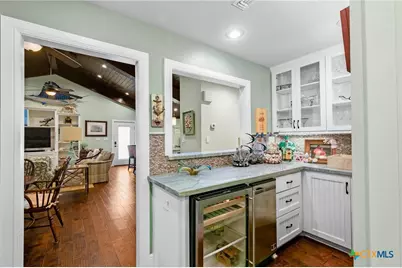 2133 W Maple Street, Port O'Connor, TX 77982 - Photo 12