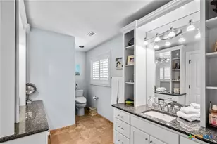 2133 W Maple St, Port O'Connor, TX 77982 - Photo 18